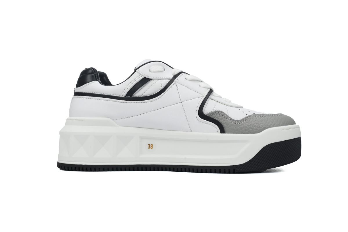 Valentino Garavani ONE STUD Low-Top Sneaker White and grey