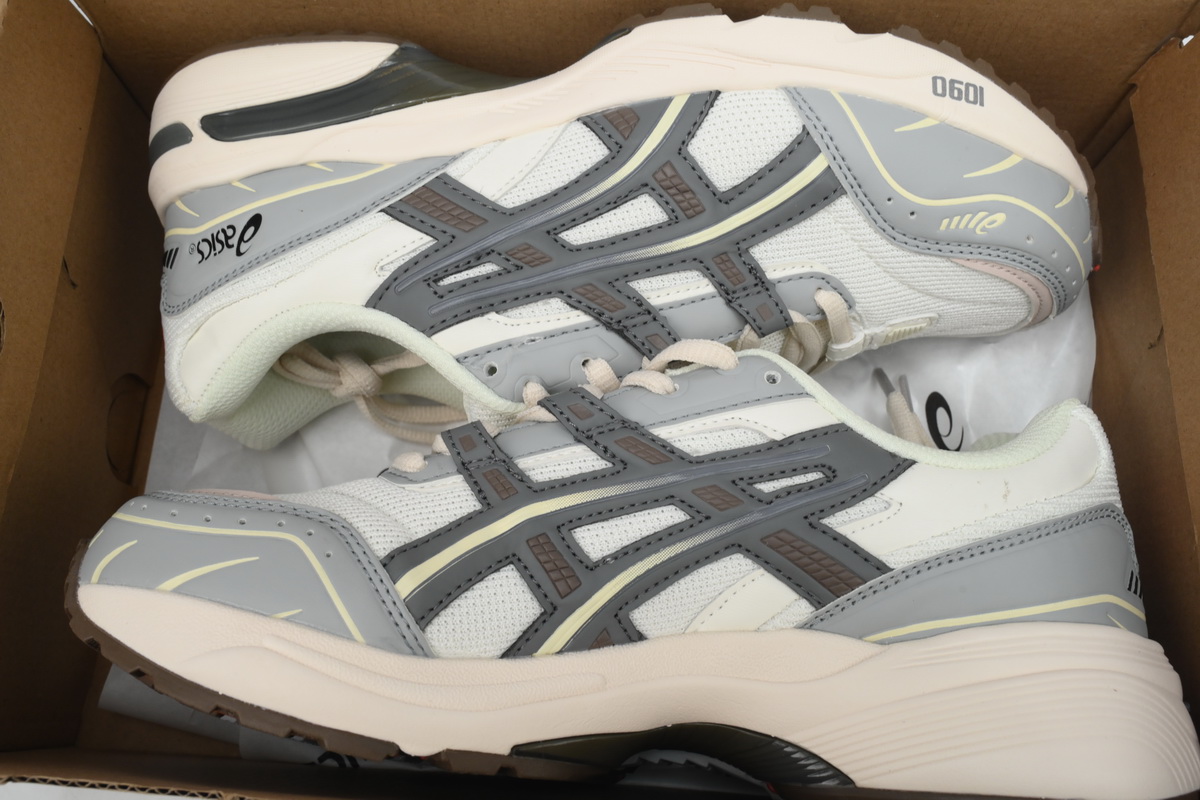 Asics Gel 1090 'Light Blue Smoke Grey' 1203A243-021