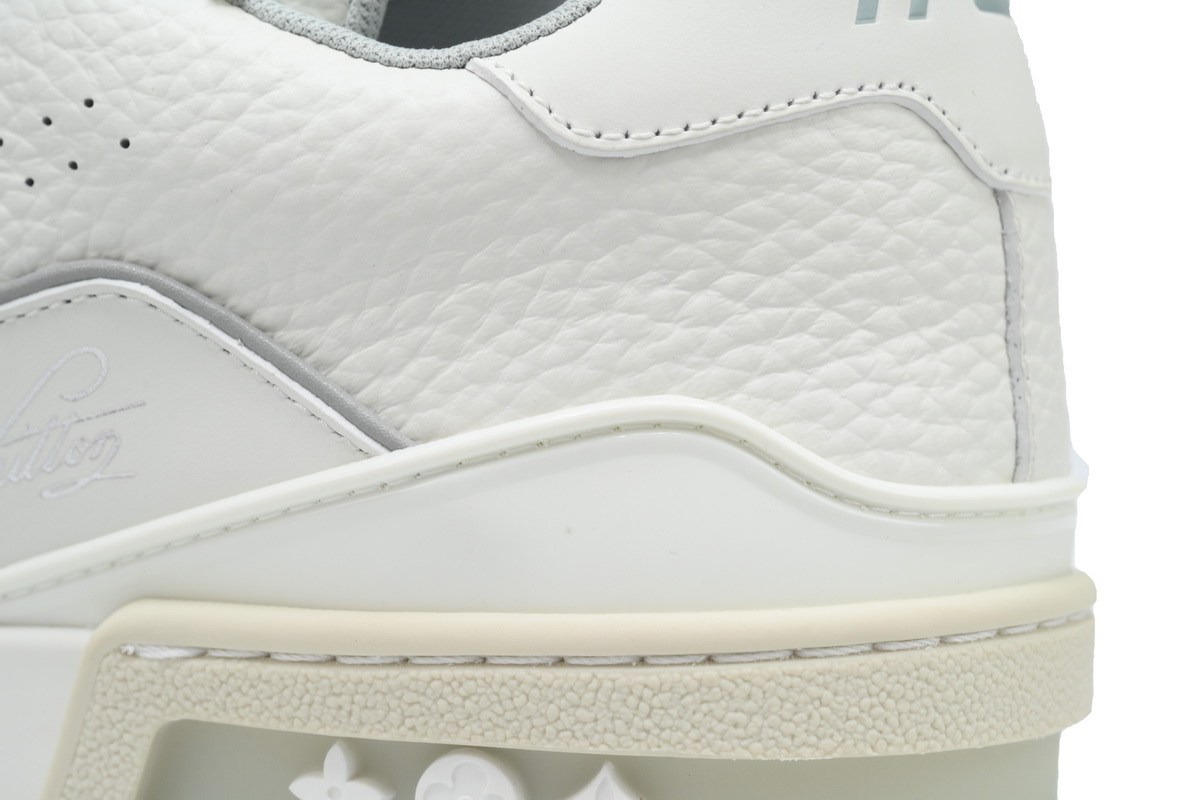 Louis Vuitton Trainer White