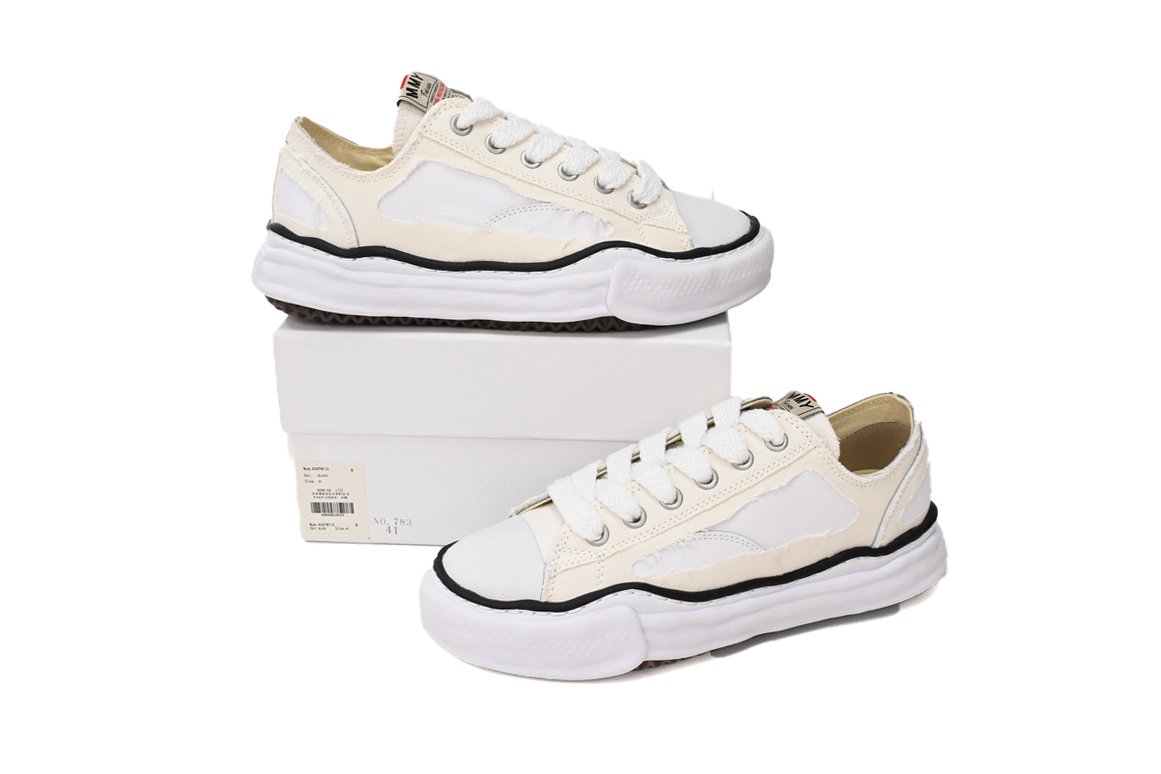 MIHARA YASUHIRO White And White And Black Stripes NO.783