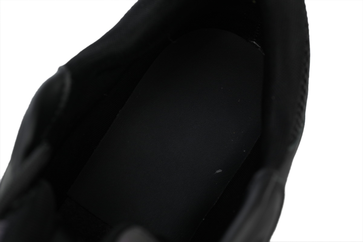 Dior Black Laser 'B22' Sneakers Cream