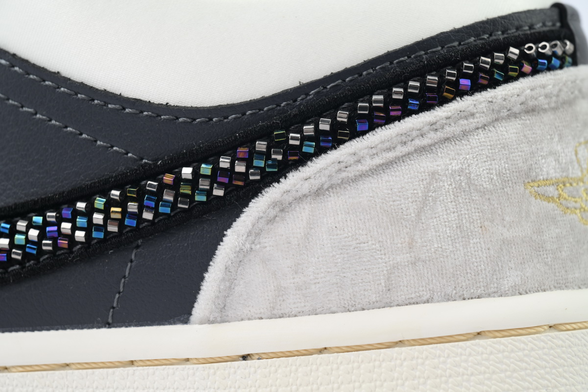 Air Jordan 1 Low SE 'Beaded Swoosh' DV1762-001