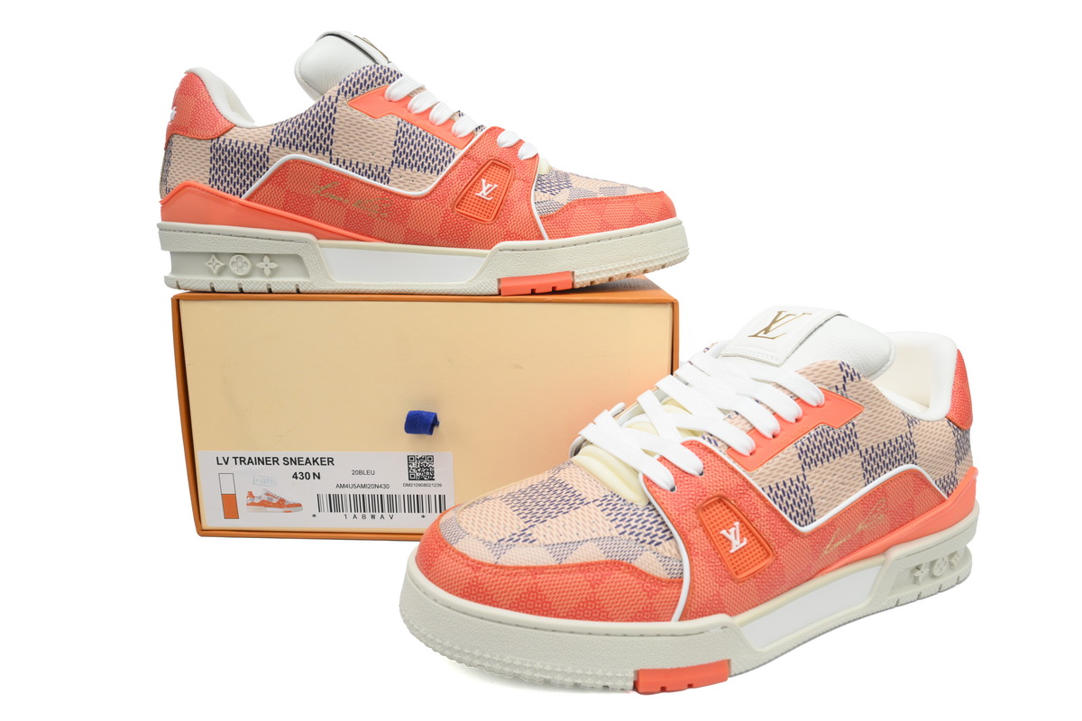 LOUIS VUITTON Trainer White Orange