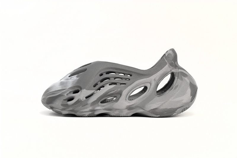 adidas Yeezy Foam Runner MX Granite IE4931