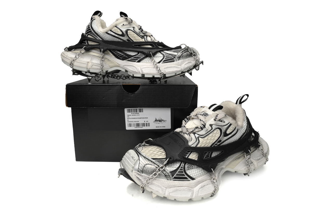 Balenciaga Panda Ice Velvet 734734 W3XL2 9710