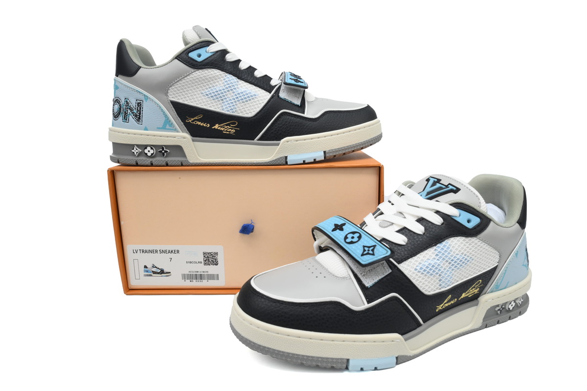 LOUIS VUITTON Trainer Black Blue