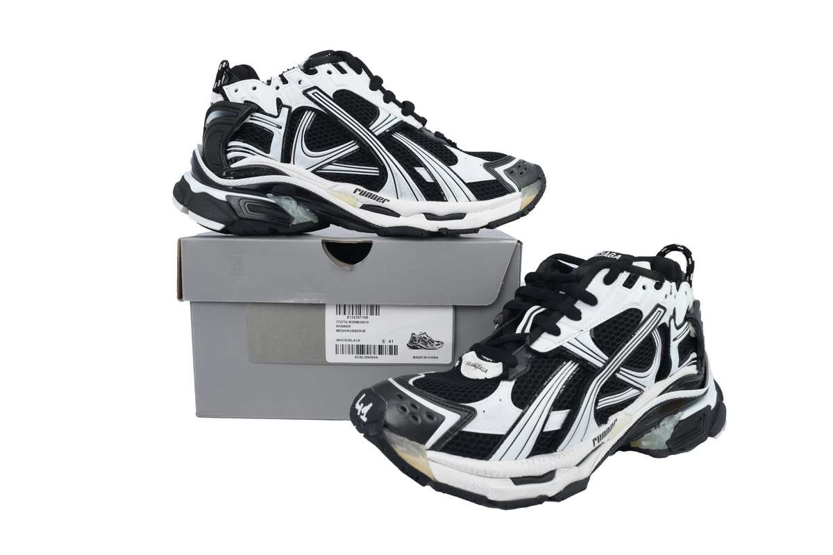 Balenciaga Runner Sneaker 'White Black' 772774 W3RMU 9010