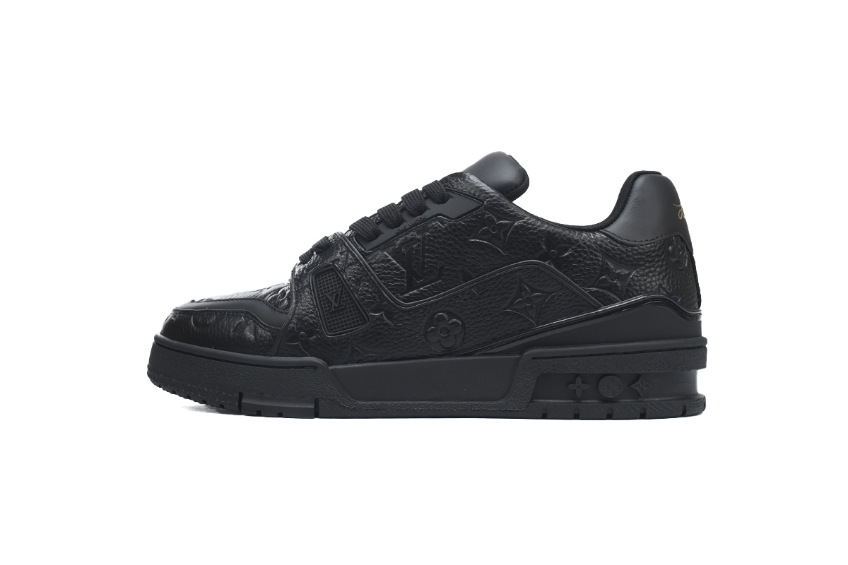 LOUIS VUITTON Trainer Black