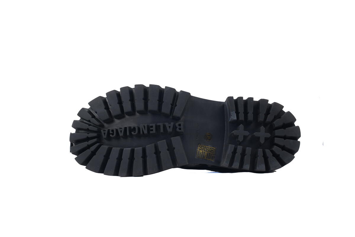 Balenciaga Strike Combat