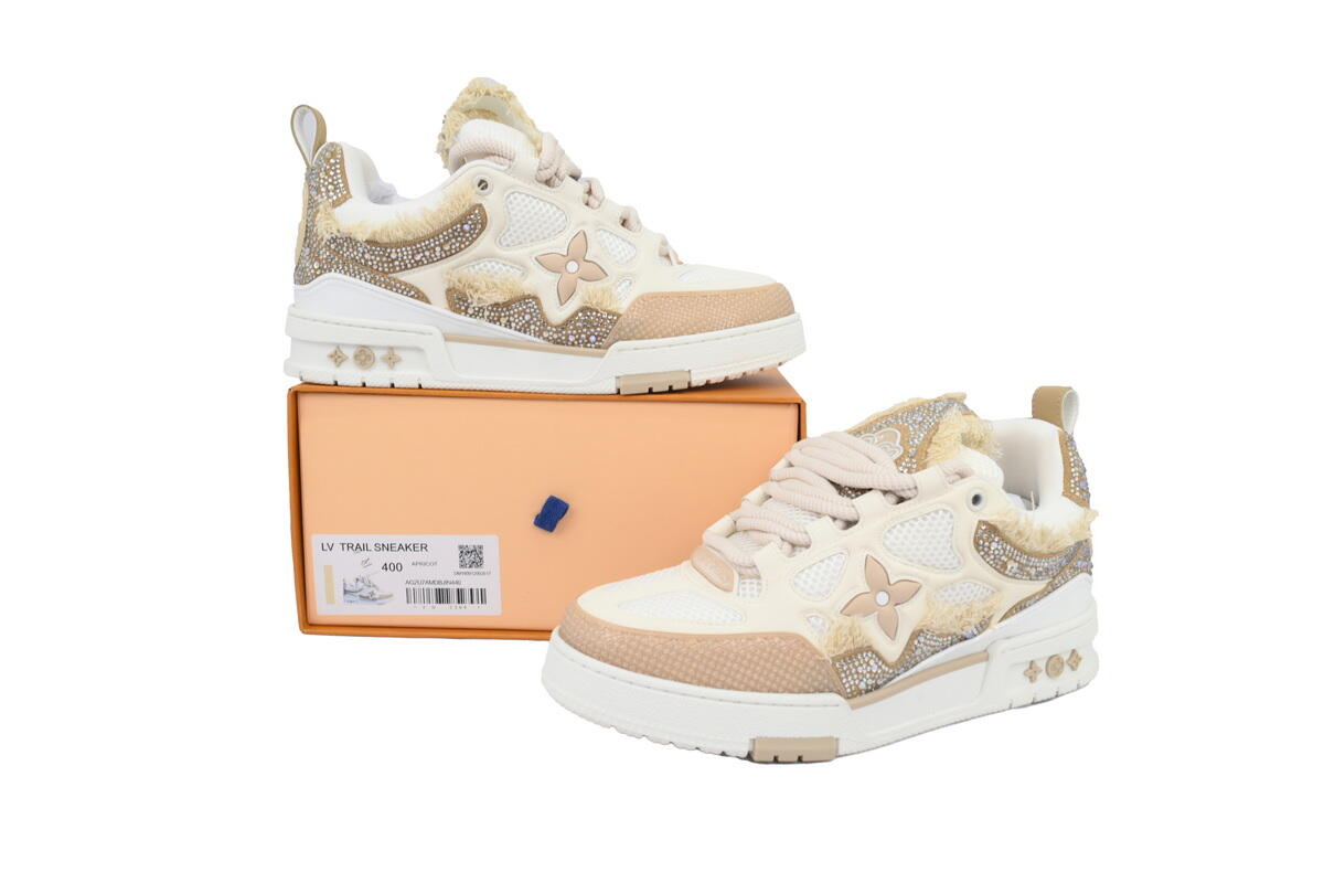 Louis Vuitton Skate Horse Hair Apricot Diamond