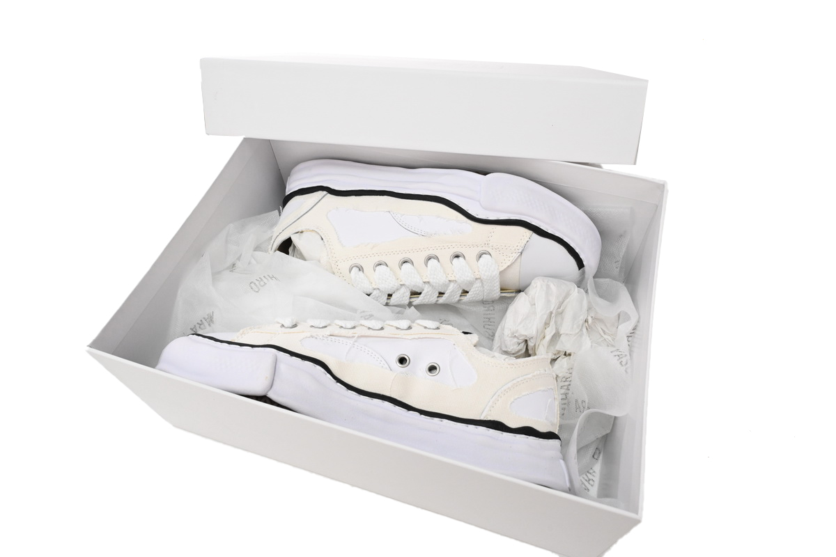 MIHARA YASUHIRO White And White And Black Stripes NO.783