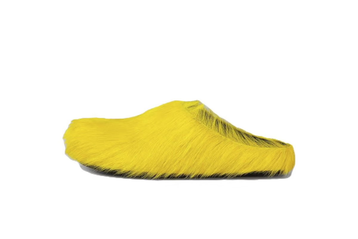 Marni Long hair Calfskin Fussbett Sabot Yellow SBMR000600P4122Z0565