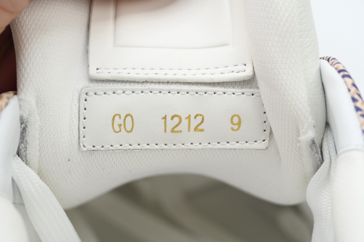 LOUIS VUITTON Trainer White Green