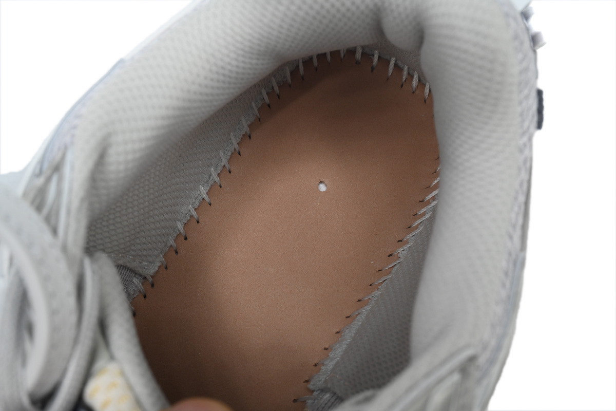 OFF-WHITE Military White Gray MIA295F24 FAB00 10606