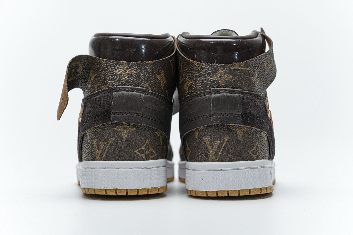 Louis Vuitton X Nike Air Jordan 1 (regular Jordan shoe box)
