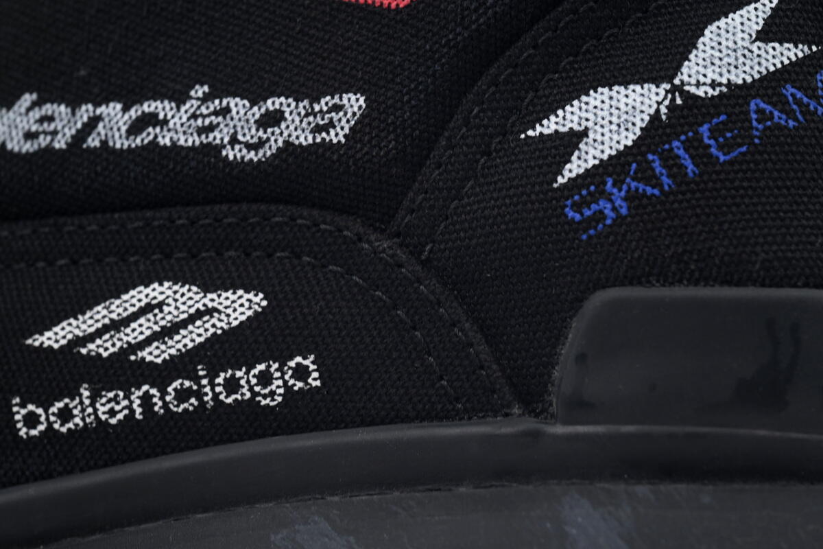 Balenciaga Strike Combat