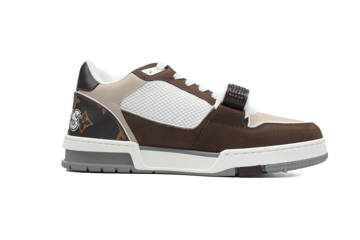 LOUIS VUITTON Trainer Coffee