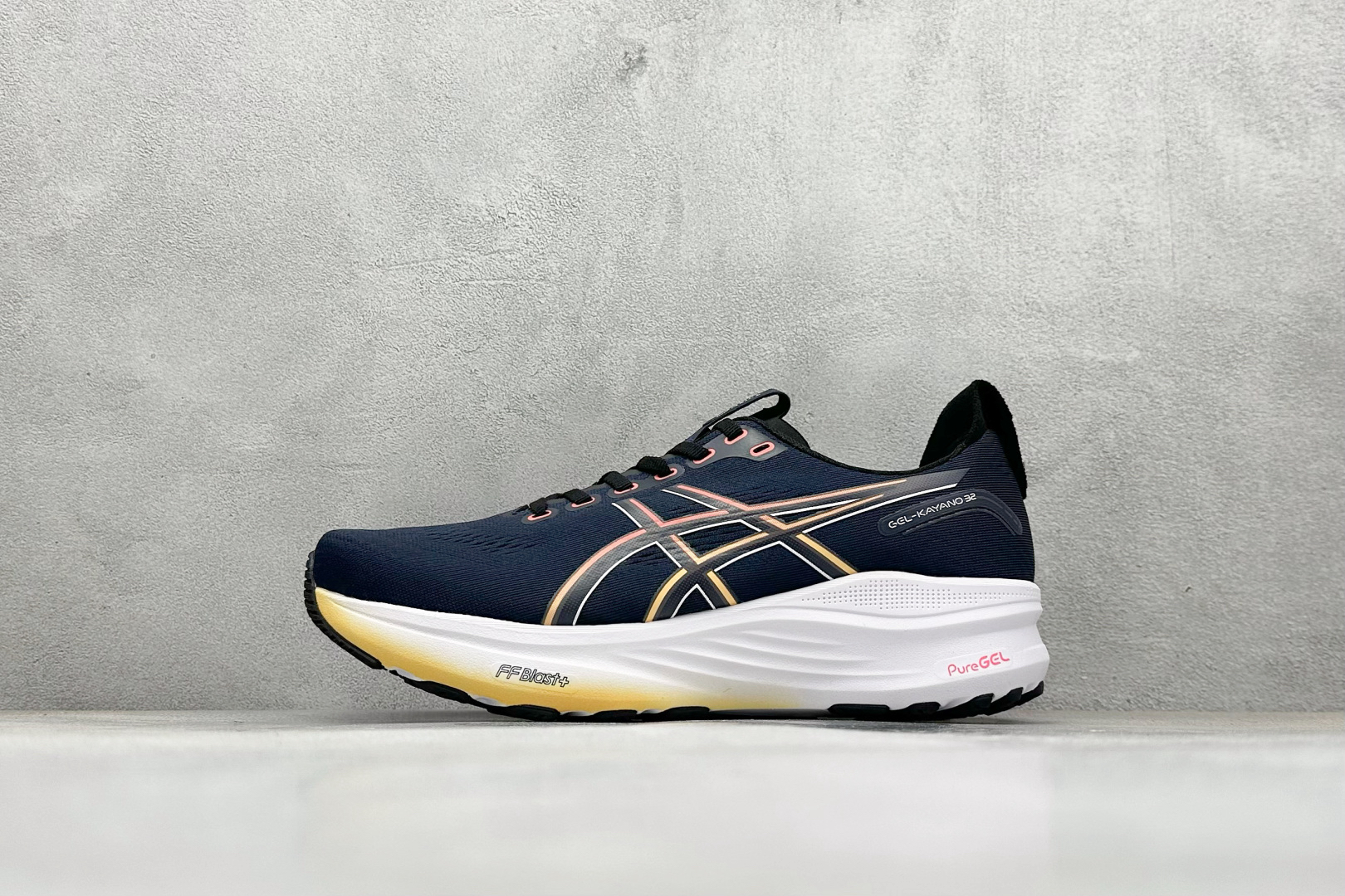 Asics GEL-KAYANO 32