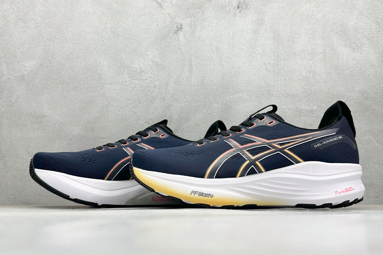 Asics GEL-KAYANO 32