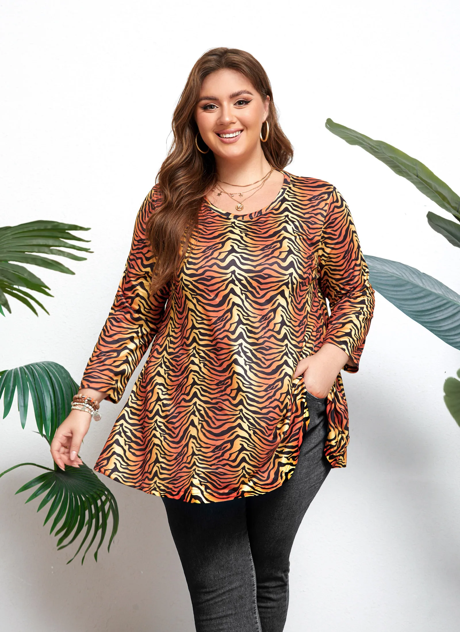Womens Tunic Tops 3/4 Sleeve Plus Size Crew Neck Swing Flare Loose Fit T-Shirt Blouses to Wear with Leggings - splensive
