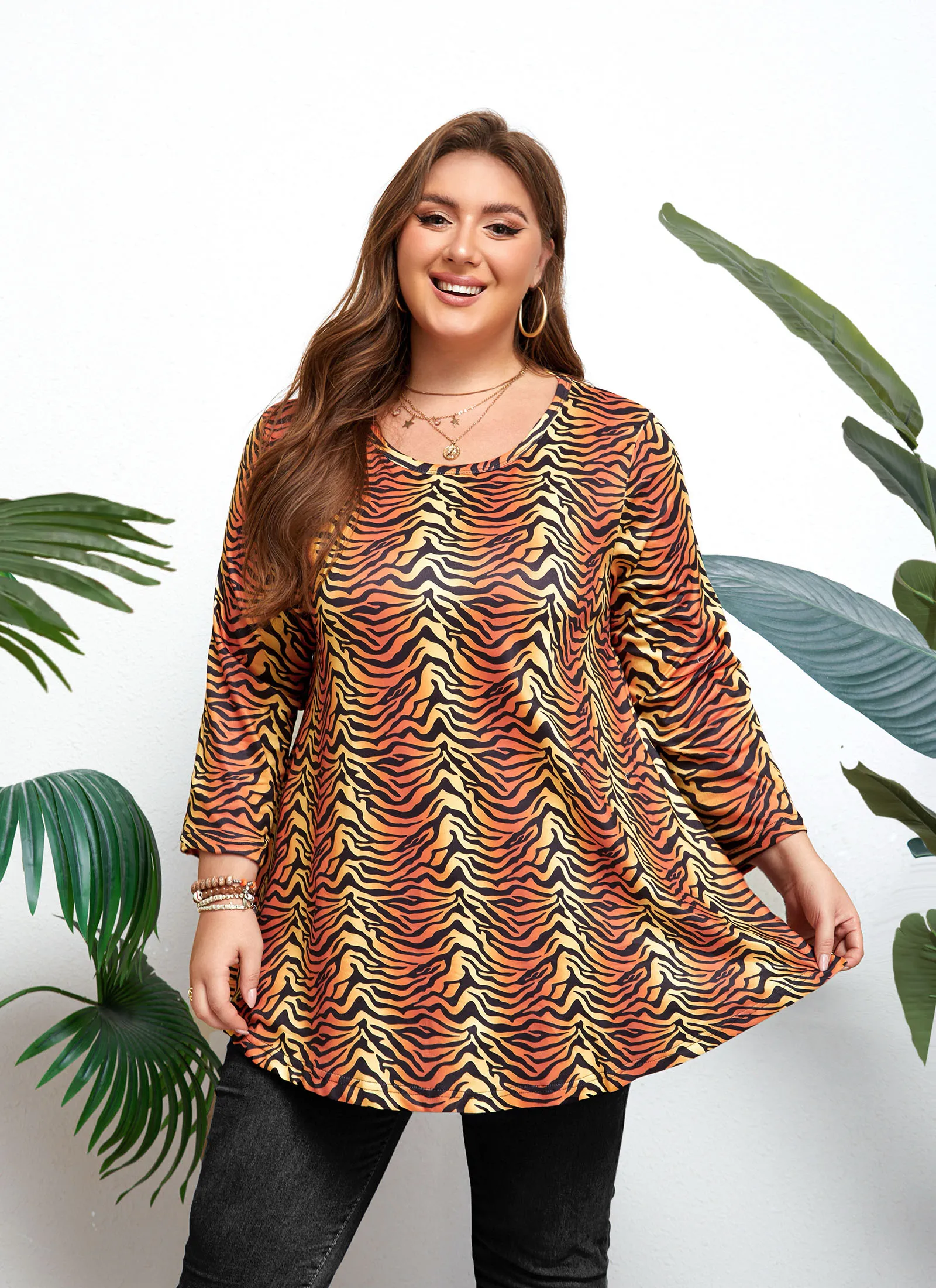 Womens Tunic Tops 3/4 Sleeve Plus Size Crew Neck Swing Flare Loose Fit T-Shirt Blouses to Wear with Leggings - splensive