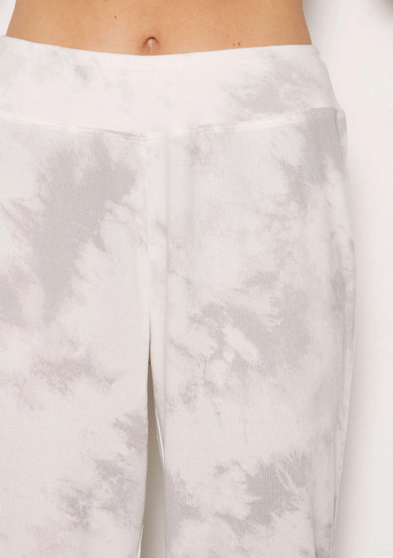 Jade Whisper Hacci LS Jogger Set