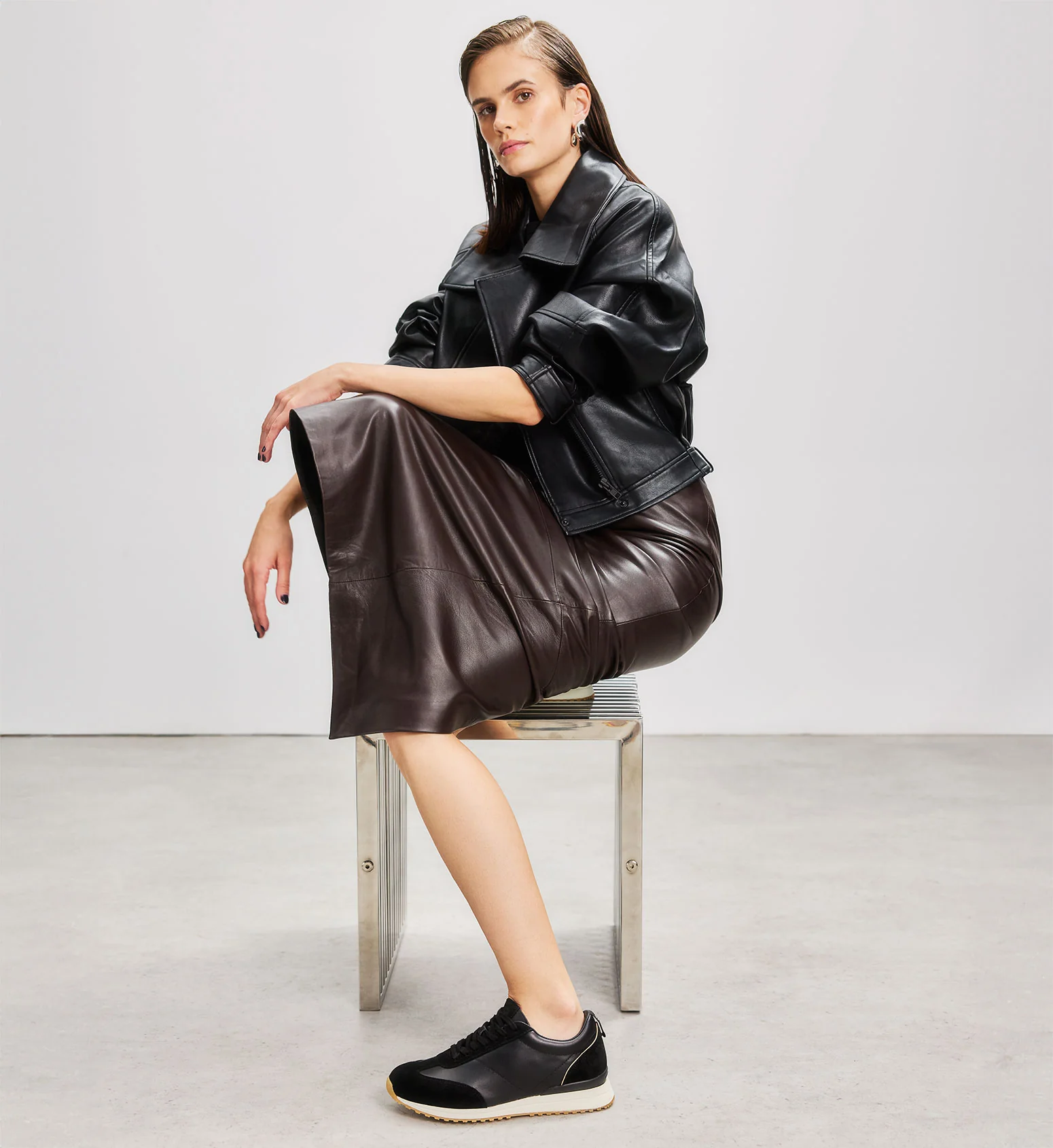 Saker 2 Black Leather Sneakers