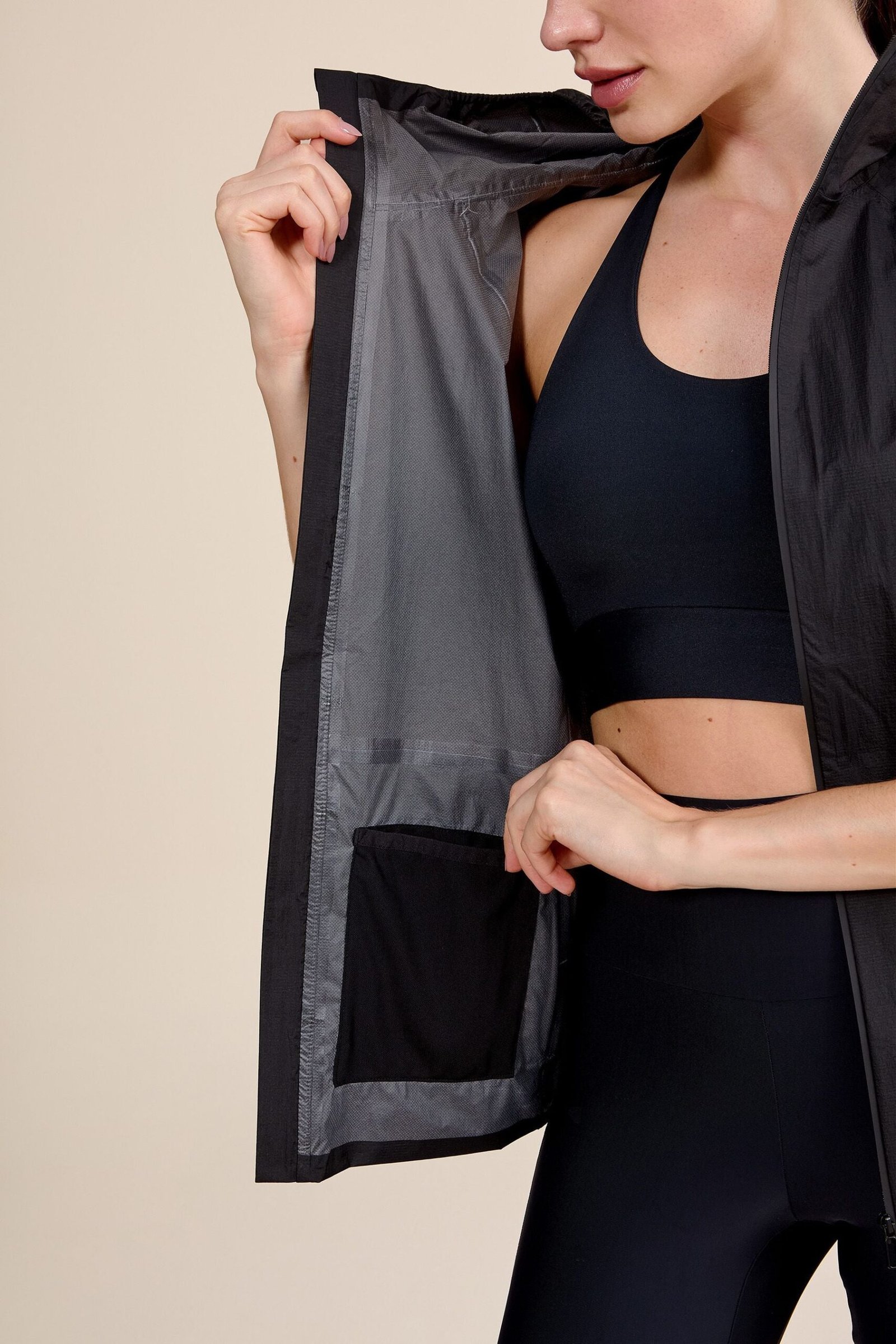 Tech Block Water Jacket