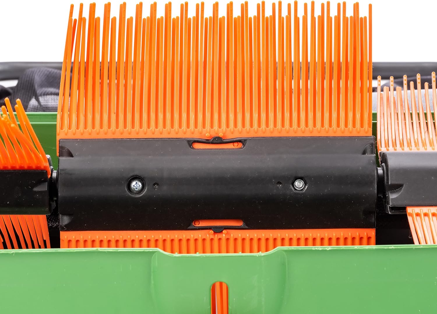 2026 SalesPush-type lawn sweeper, with a sweeping width of 26 inches and a dust collection bag capacity of 3.6 gallons.